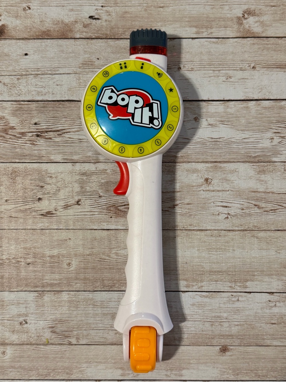 NWOT Hasbro Bop It! Handheld Game